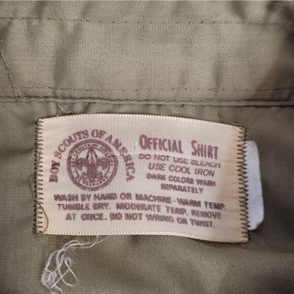 VINTAGE 70s Boy Scouts of America button up shirt with sash and patches S/M - Picture 9 of 16